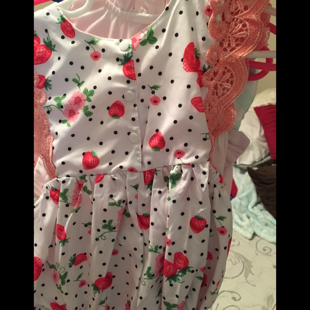 Strawberry bubble - Picture 2 of 5